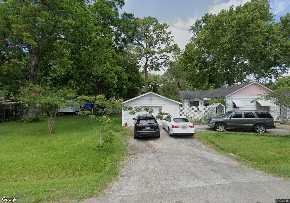 2538 Pine Tree Dr, Houston, TX 77093 - photo 1