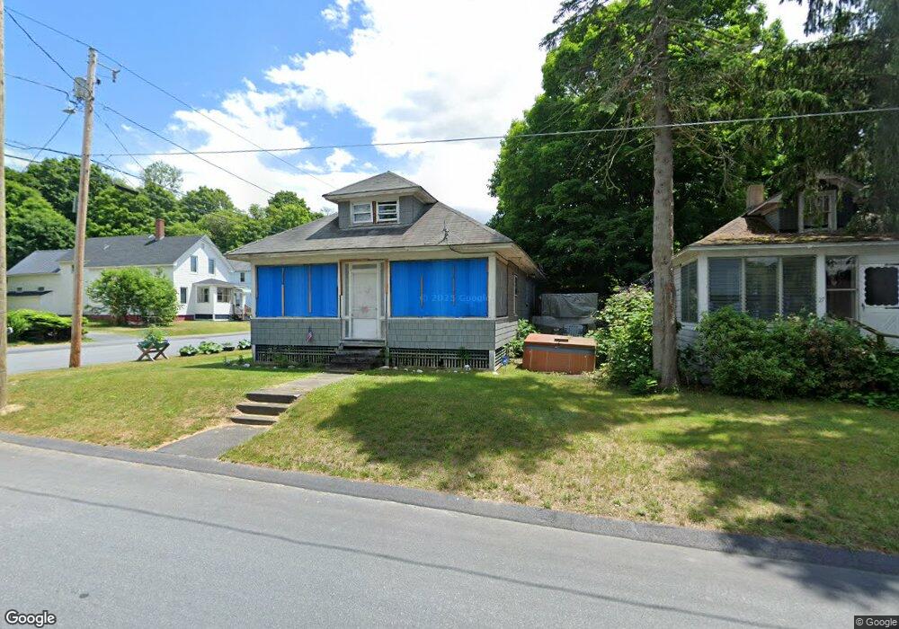 29 Chellis St, Claremont, NH 03743 - photo 1