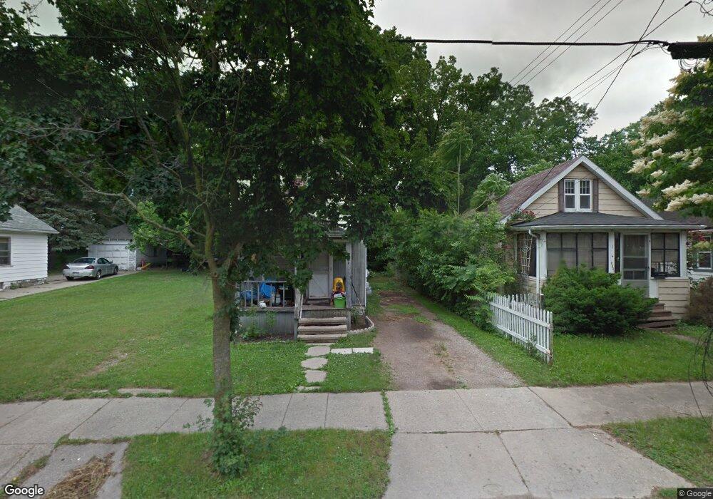 1037 Mccullough St, Lansing, MI 48912 - photo 1