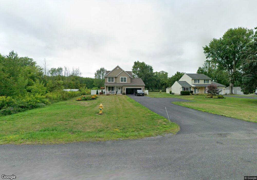 5509 Mapleton Rd, Lockport, NY 14094 - photo 1