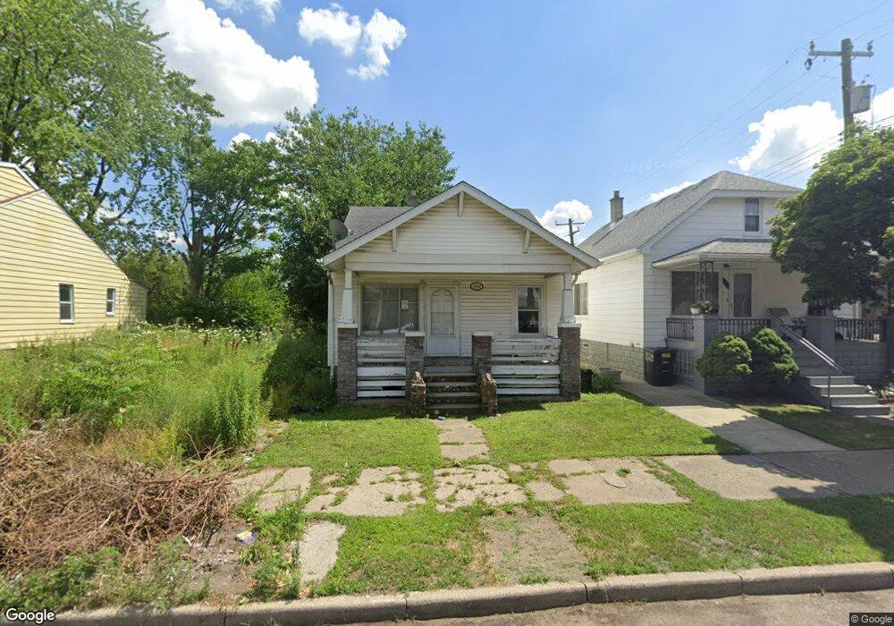 2930 Mcpherson St, HamtraMcK, MI 48212 - photo 1