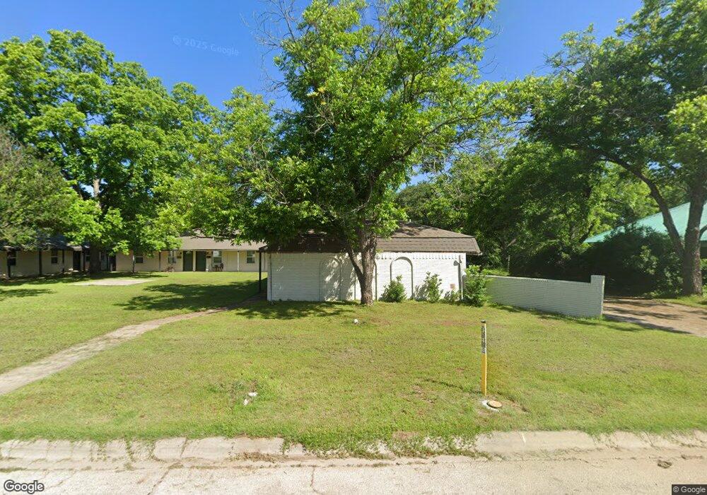 614 W Heard St unit 1, Cleburne, TX 76033 - photo 1