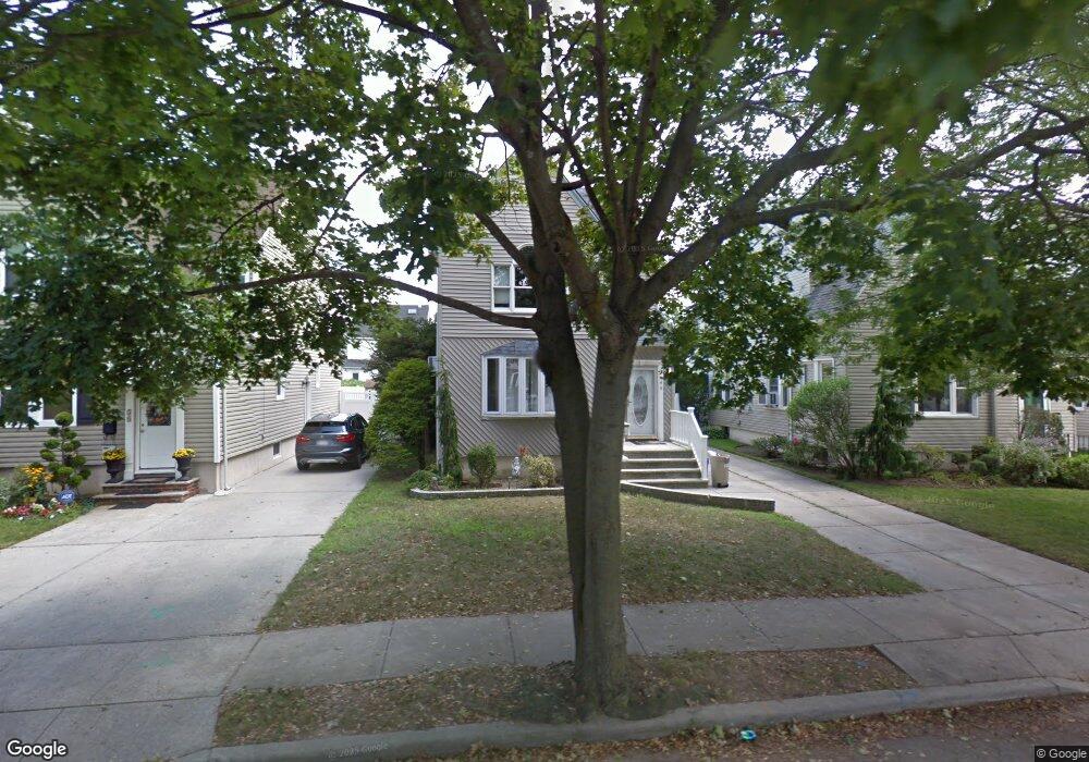 46 Kenmore Rd, Valley Stream, NY 11581 - photo 1