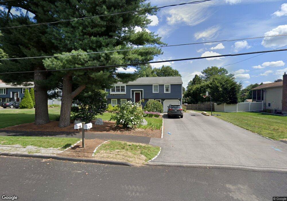 18 Thoreau Rd, Northborough, MA 01532 - photo 1