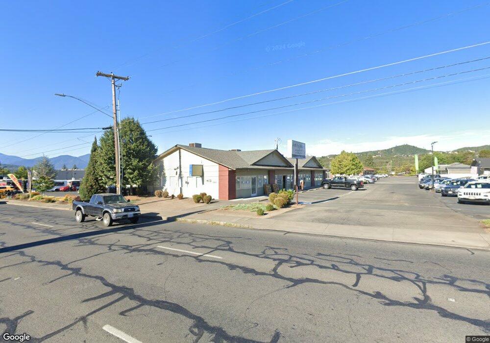 1590 NE 7th St, Grants Pass, OR 97526 - photo 1