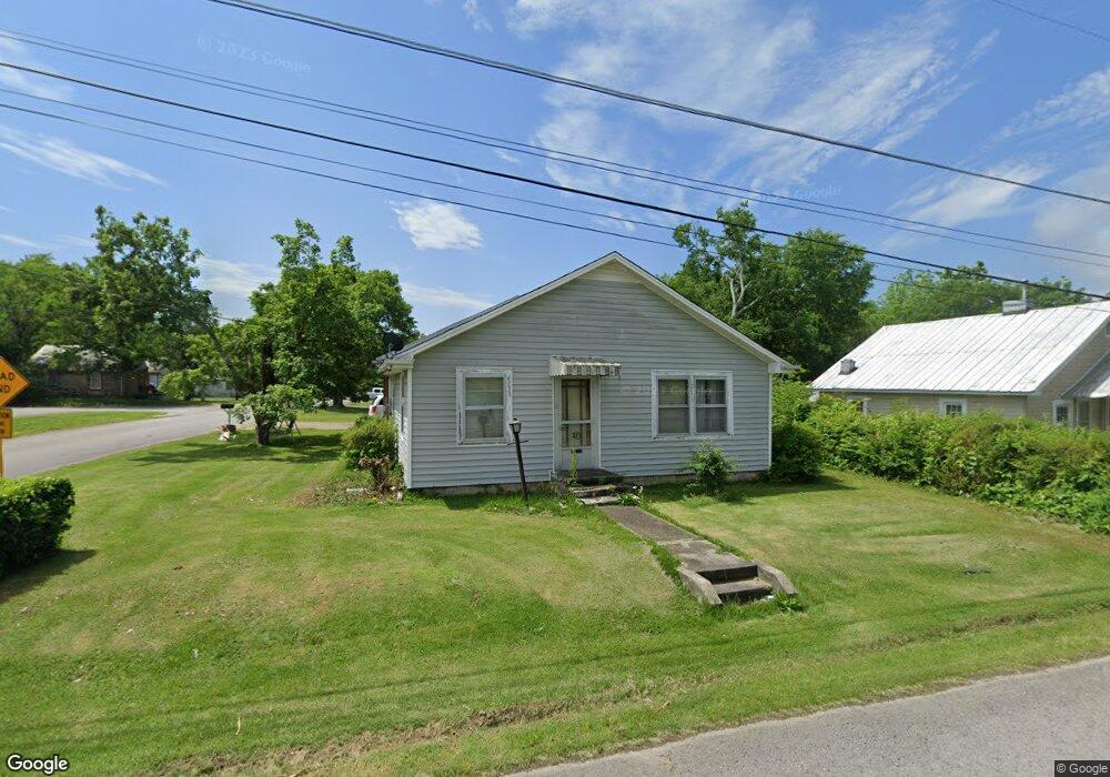 530 Sandusky St, Shelbyville, TN 37160 - photo 1