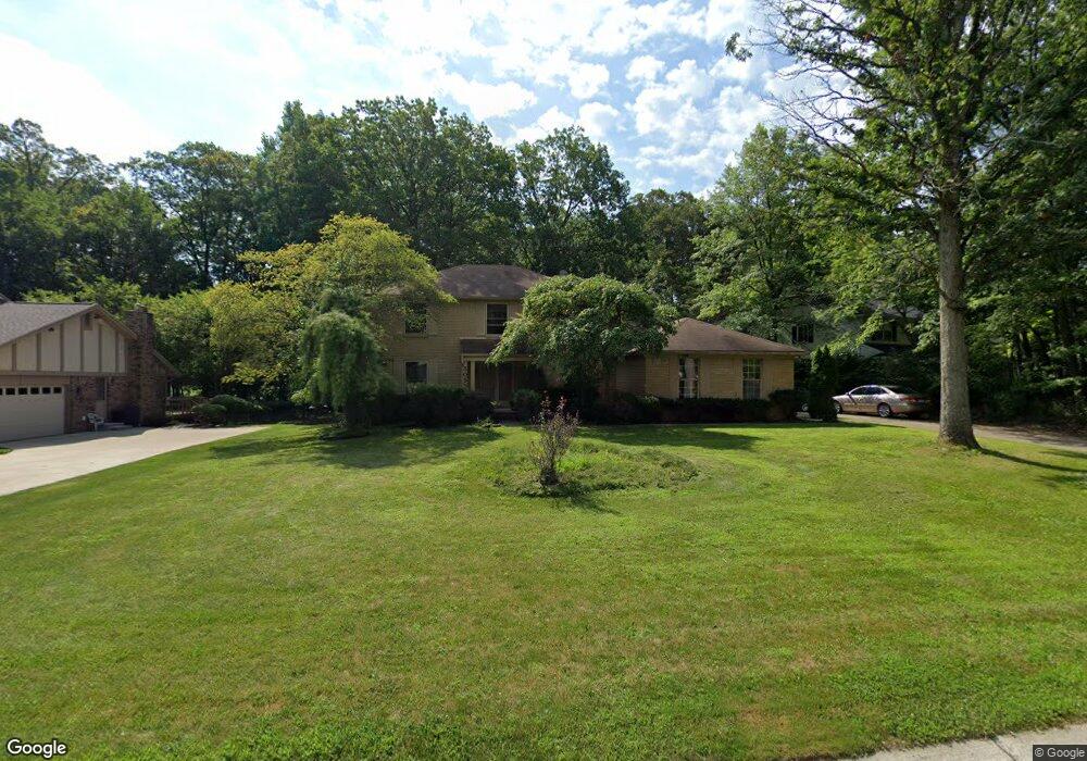 5095 Shenandoah Ct, West Bloomfield, MI 48323 - photo 1