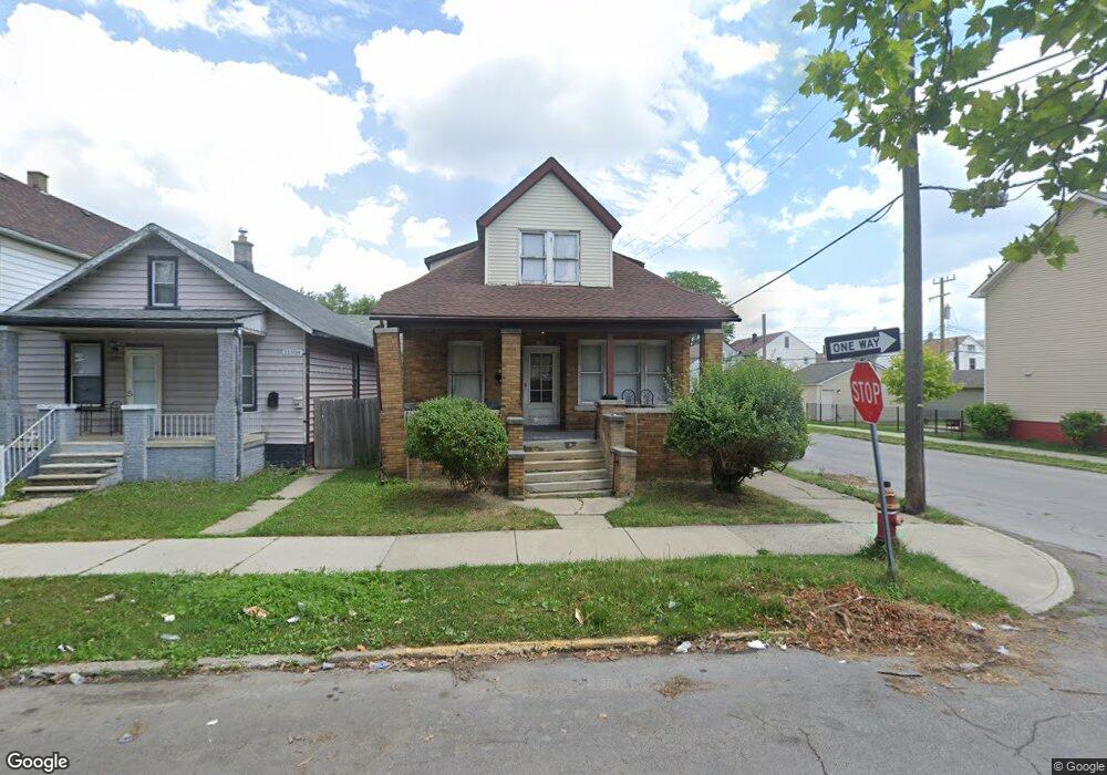 11500 Saint Aubin St, HamtraMcK, MI 48212 - photo 1