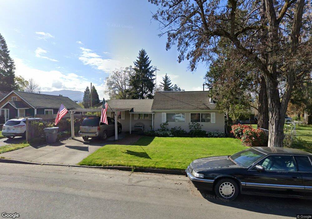 919 SW I St, Grants Pass, OR 97526 - photo 1