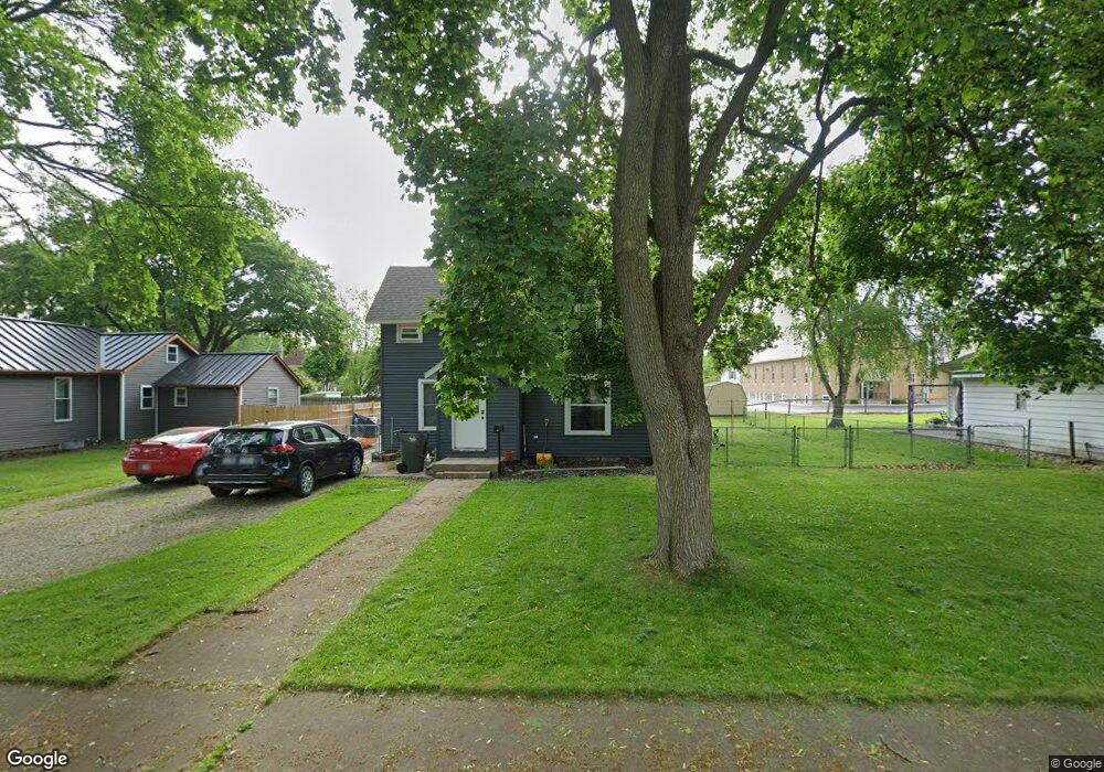 551 N Clark St, Nappanee, IN 46550 - photo 1