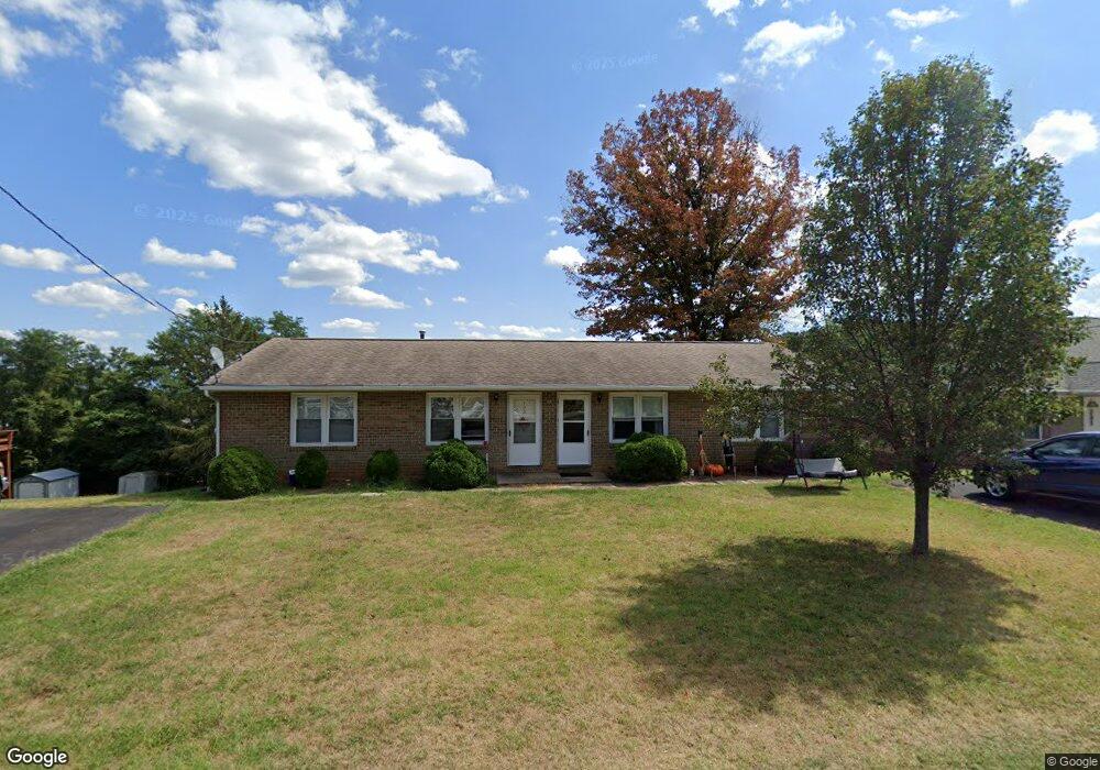 64 Montgomery Rd, Staunton, VA 24401 - photo 1