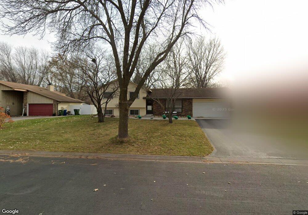 11691 99th Place N, Maple Grove, MN 55369 - photo 1