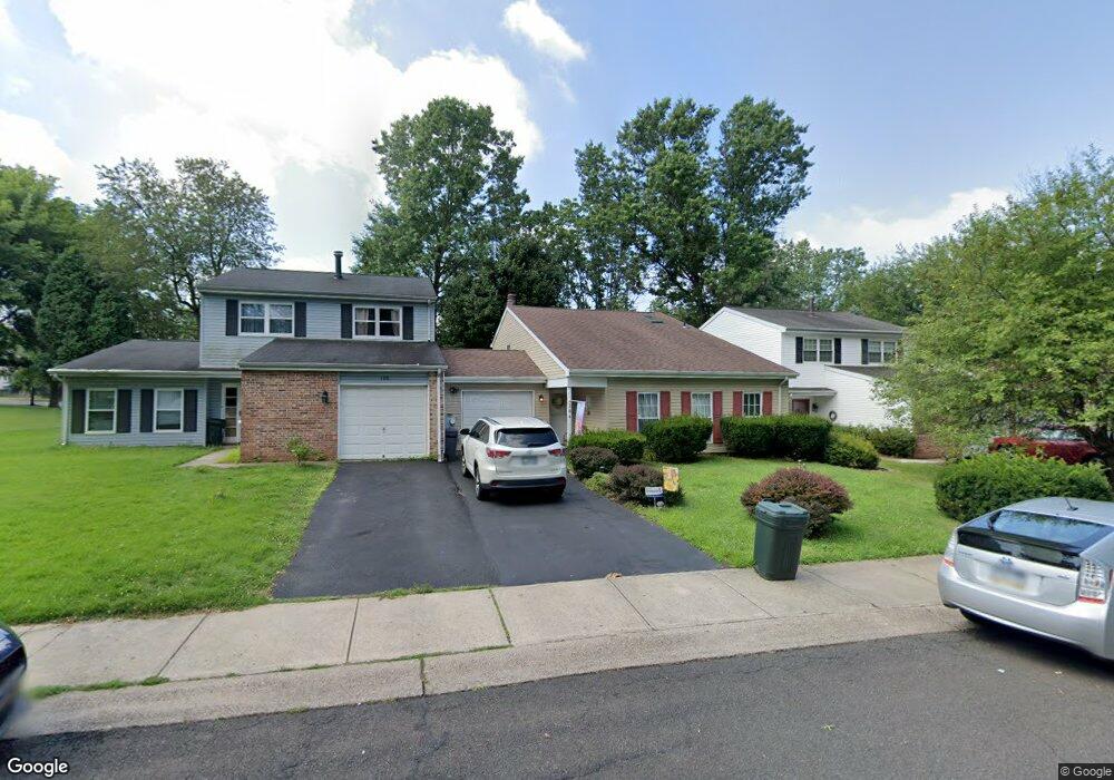 184 Commonwealth Dr, Newtown, PA 18940 - photo 1