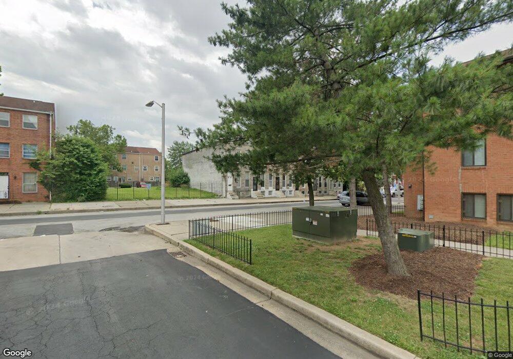 1215 E Oliver St, Baltimore, MD 21202 - photo 1