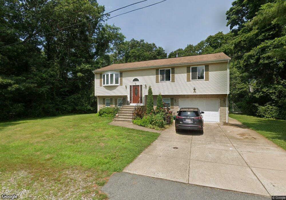 23 Ash St, South Dartmouth, MA 02748 - photo 1