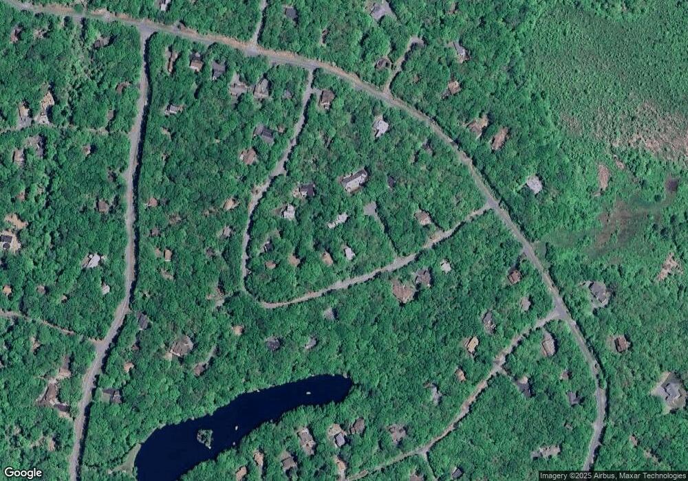 801 Saddle Brook Ct, Hawley, PA 18428 - photo 1