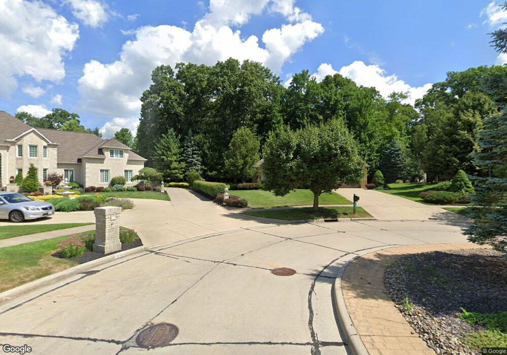 9405 Woodchip Ln, Broadview Heights, OH 44147 - photo 1