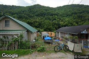 729 Greenville Rd, Man, WV 25635
