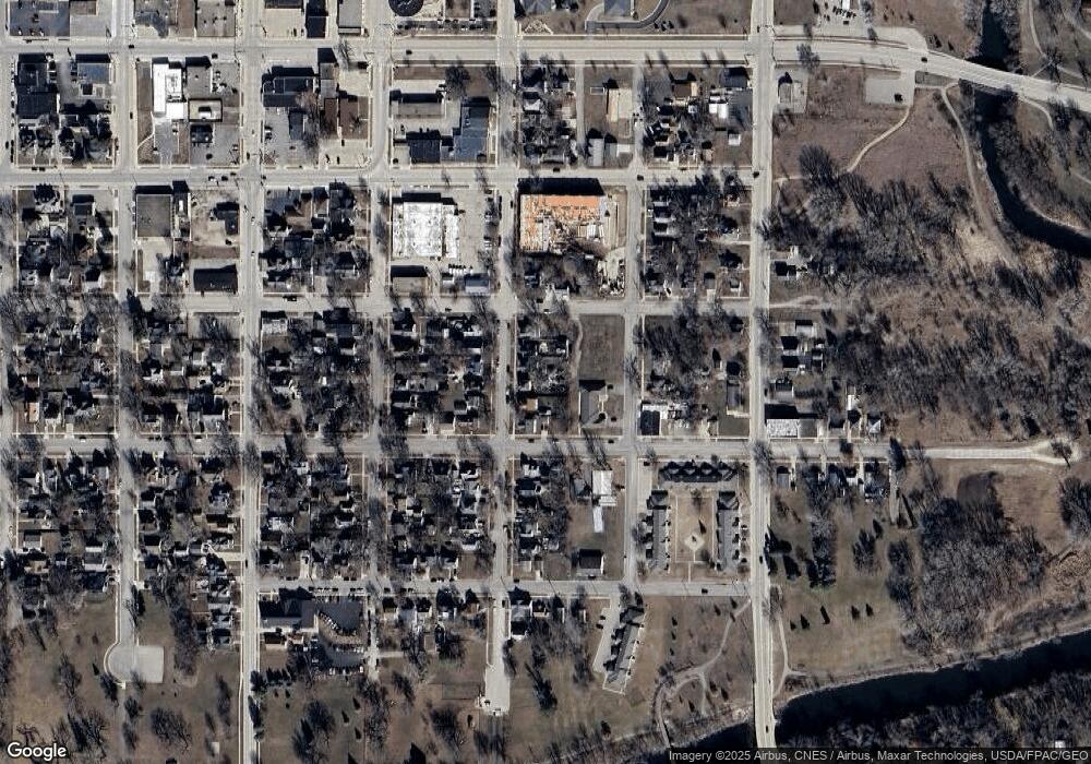 307 2nd St SE, Austin, MN 55912 - photo 1