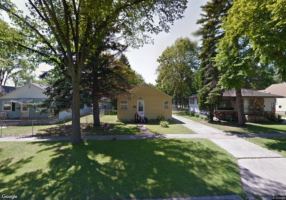 1126 S 11th St, Grand Forks, ND 58201 - photo 1