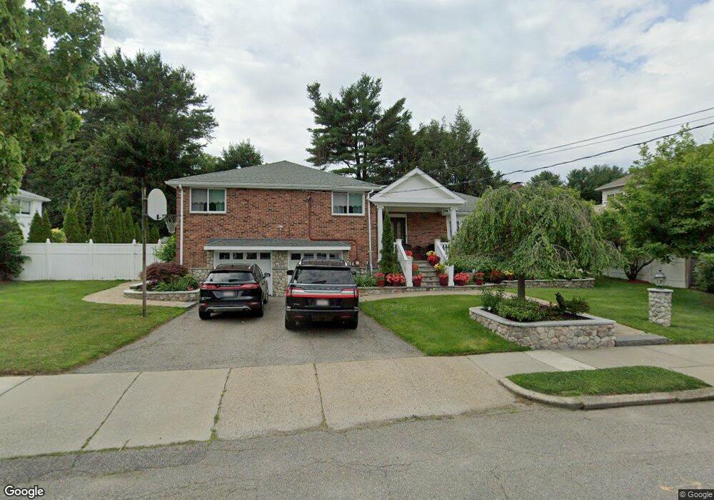 39 Donna Rd, Newton Center, MA 02459 - photo 1