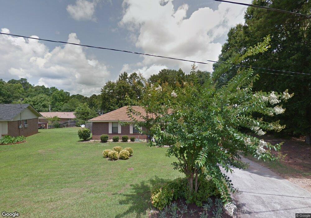 104 Shannon Ln, Barnesville, GA 30204 - photo 1