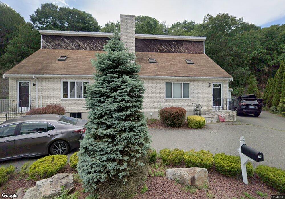 7 Sim Rd unit 7B, Saugus, MA 01906 - photo 1
