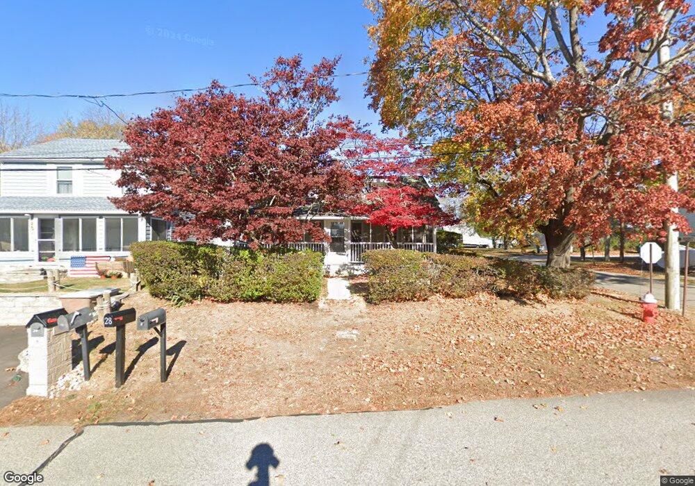 28 Beach Ave, Niantic, CT 06357 - photo 1