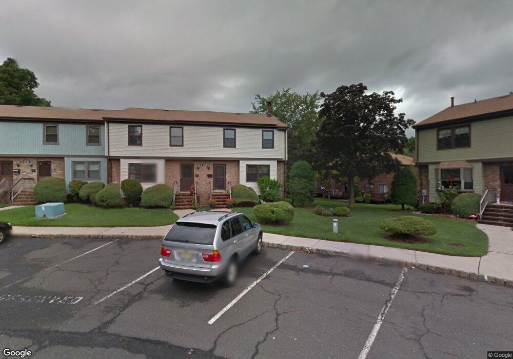 32 Highview Dr, Woodbridge, NJ 07095 - photo 1