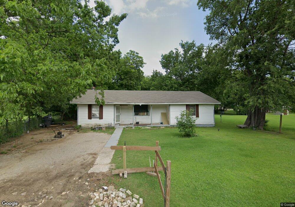 822 D St SE, Ardmore, OK 73401 - photo 1