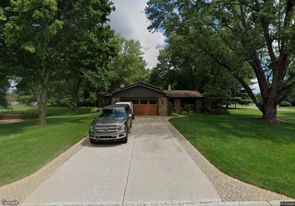 298 Sherman Dr, Marshall, MI 49068 - photo 1