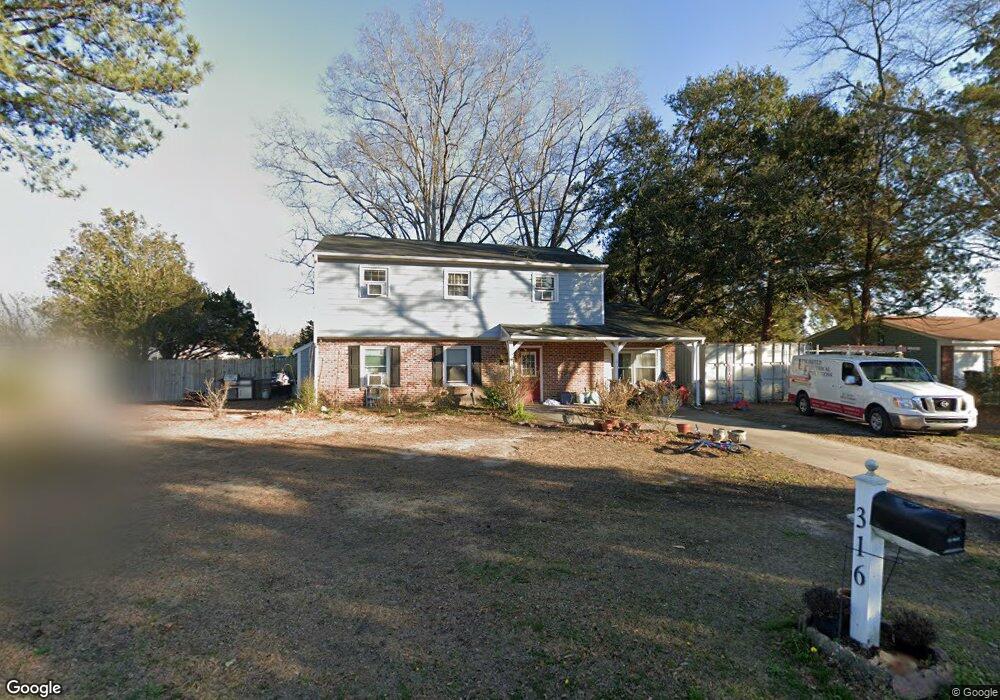 316 Tower Dr, Jacksonville, NC 28546 - photo 1