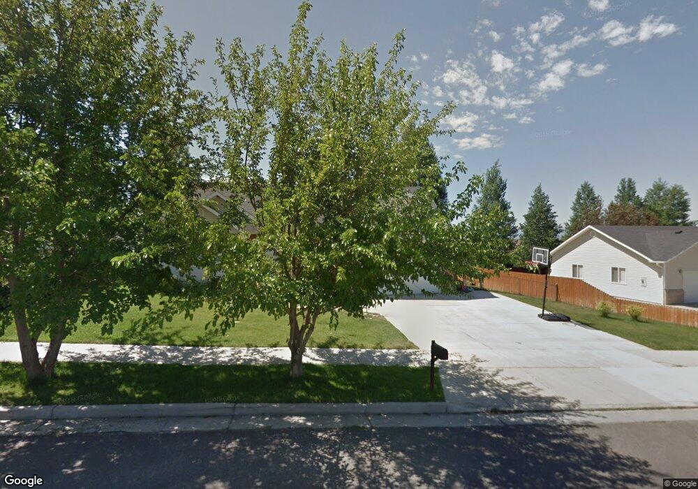 570 E 210 S, Smithfield, UT 84335 - photo 1