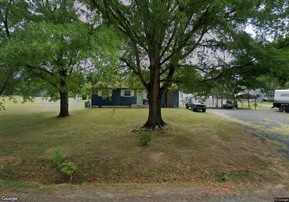 715 Southard St, Reidsville, NC 27320 - photo 1