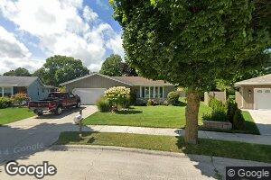 2338 W Shelly Ct, Sheboygan, WI 53083