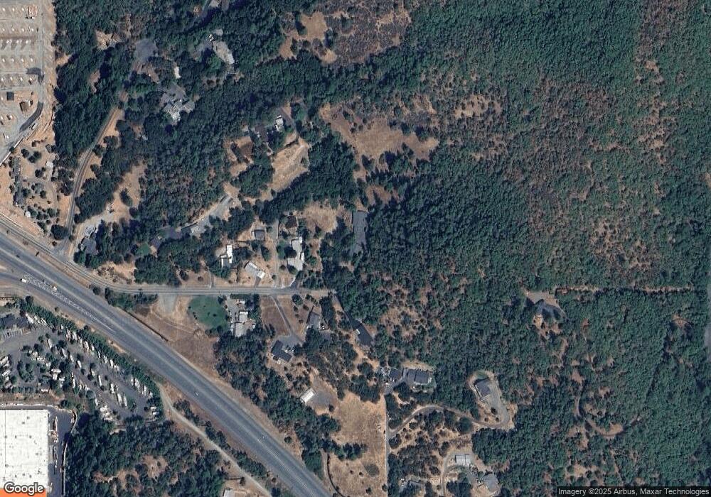 888 NE Greenfield Dr, Grants Pass, OR 97526 - photo 1