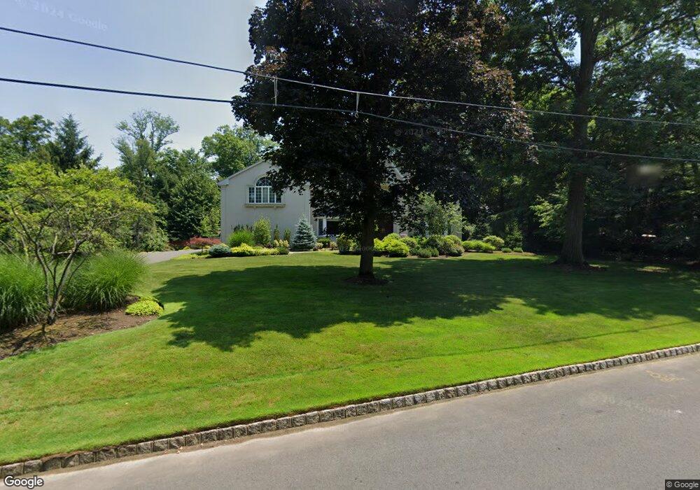 20 Peach Tree Place, Upper Saddle River, NJ 07458 - photo 1