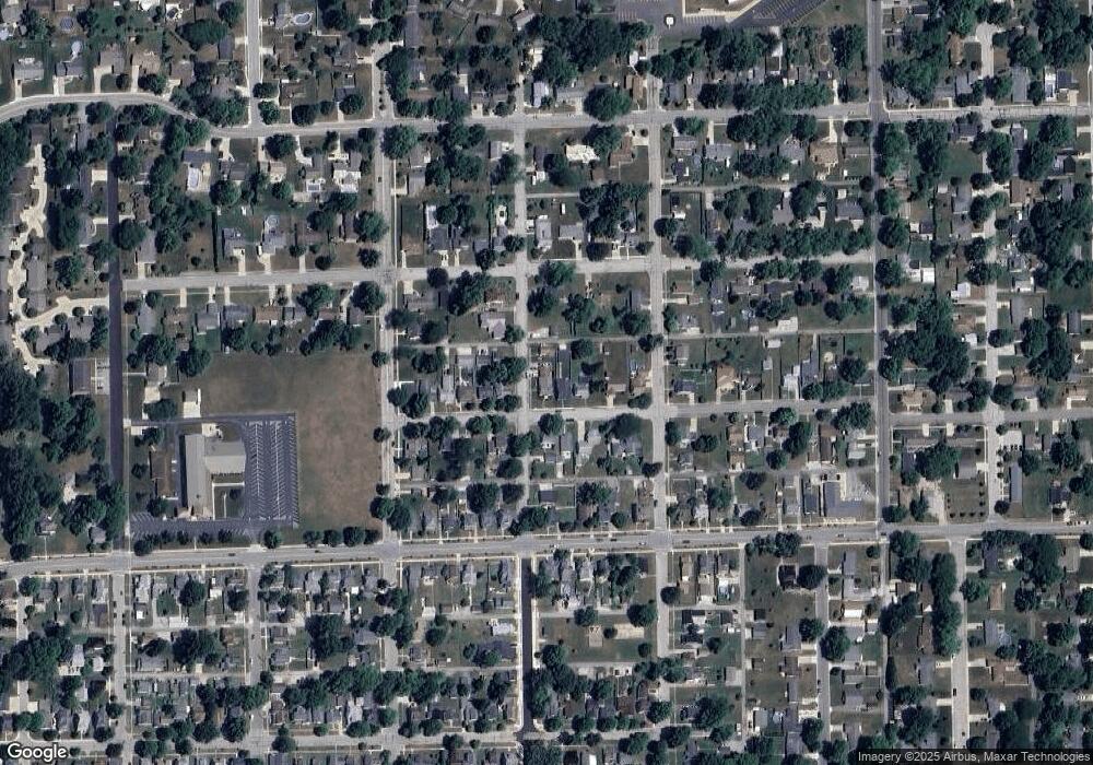 802 E 5th St, Auburn, IN 46706 - photo 1