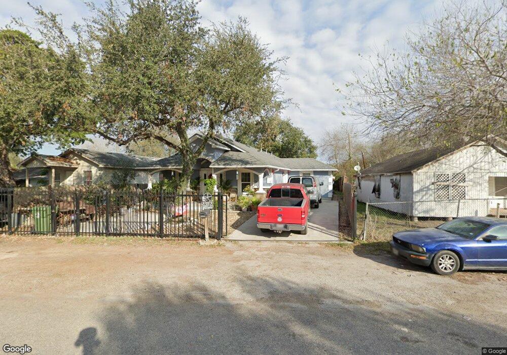 821 Garcia St, Robstown, TX 78380 - photo 1