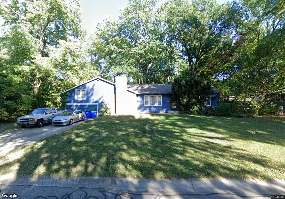 6745 Melrose Ln, Shawnee, KS 66203 - photo 1