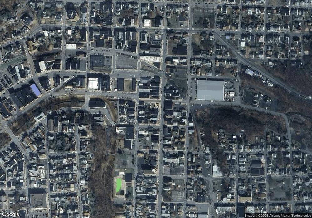 420 N Shamokin St unit 422, Shamokin, PA 17872 - photo 1