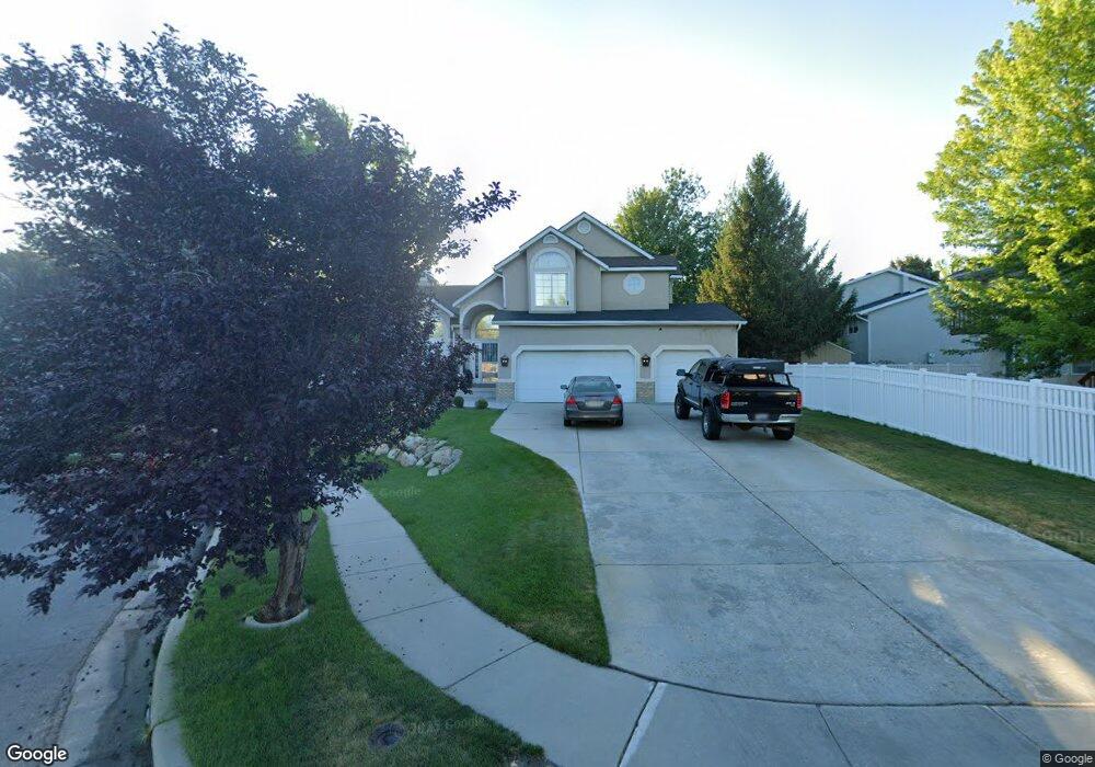 7919 Showcase Ln, Sandy, UT 84094 - photo 1