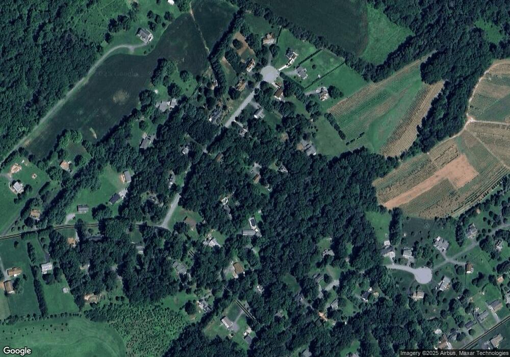 5181 Stone House Village Ct, Sykesville, MD 21784 - photo 1