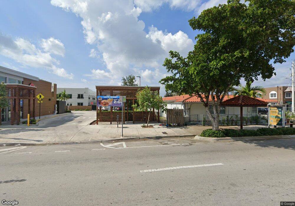 2370 SW 8th St, Miami, FL 33135 - photo 1