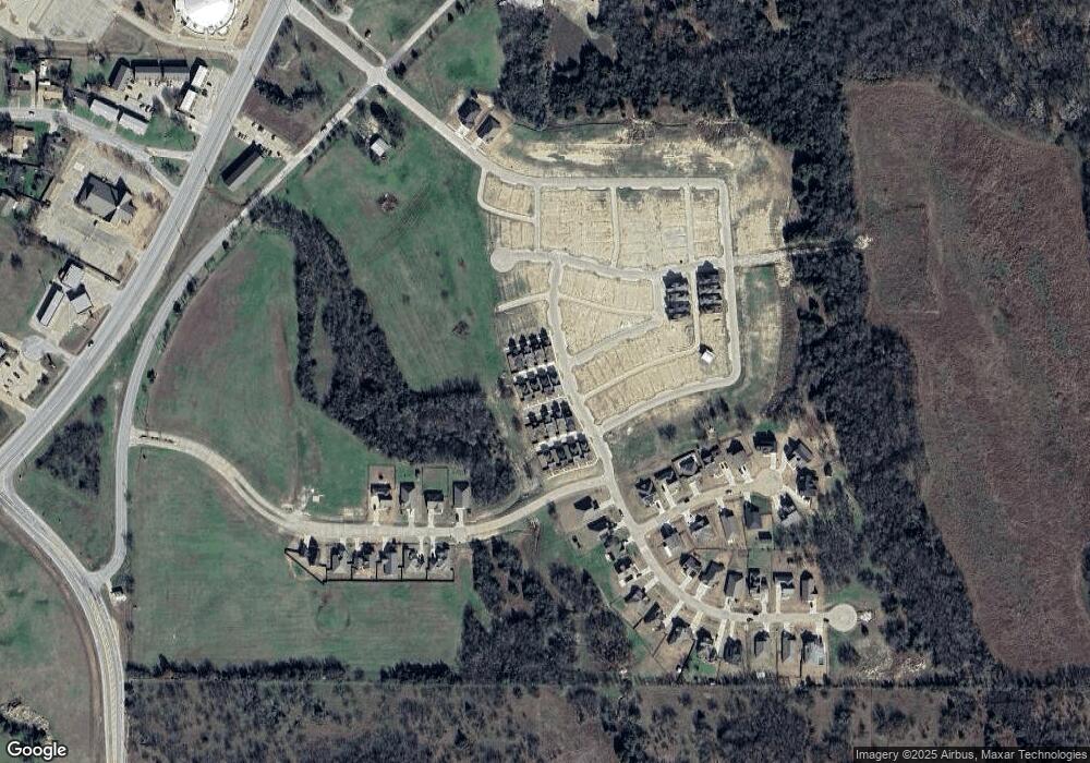 1402 Avocado Ln, Gainesville, TX 76240 - photo 1