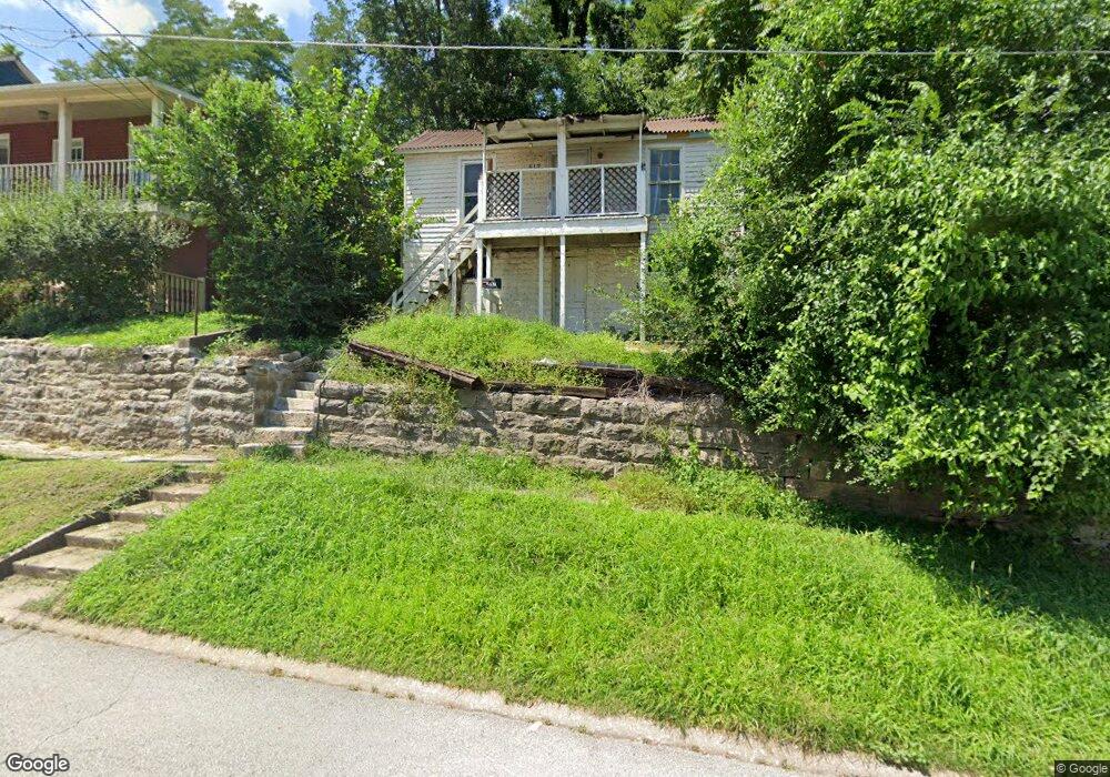 517 Walnut St, Hannibal, MO 63401 - photo 1