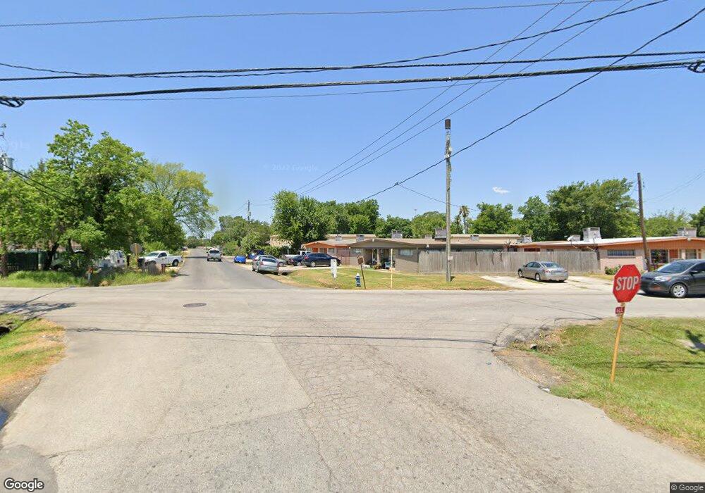 610,608 Blue Bell Rd, Houston, TX 77037 - photo 1