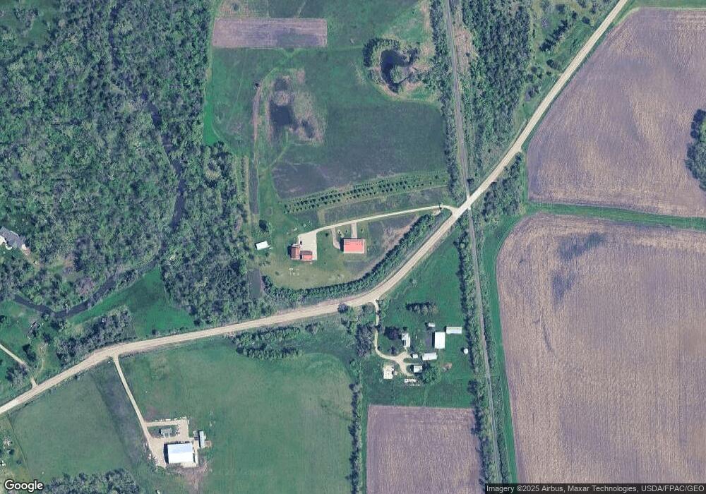 3674 E Otter Rd, Marion, IA 52302 - photo 1