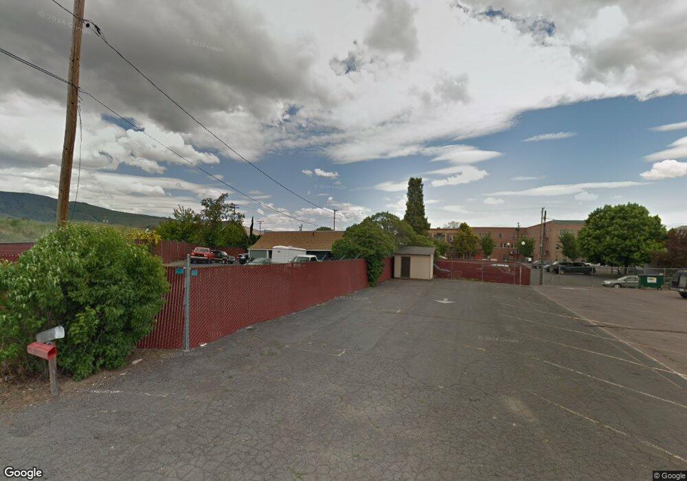 1136 High St, Klamath Falls, OR 97601 - photo 1