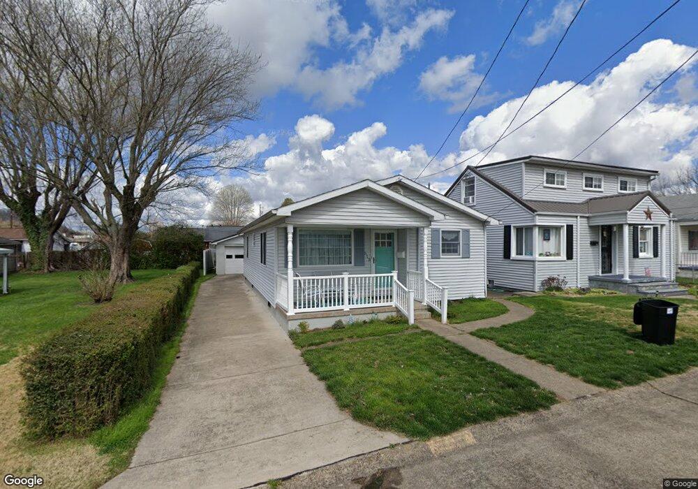 513 25th St, Dunbar, WV 25064 - photo 1